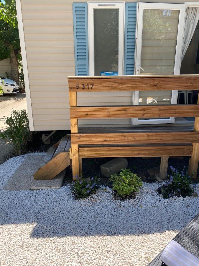 Holiday Prairies Mobile Home Grimaud Buitenkant foto